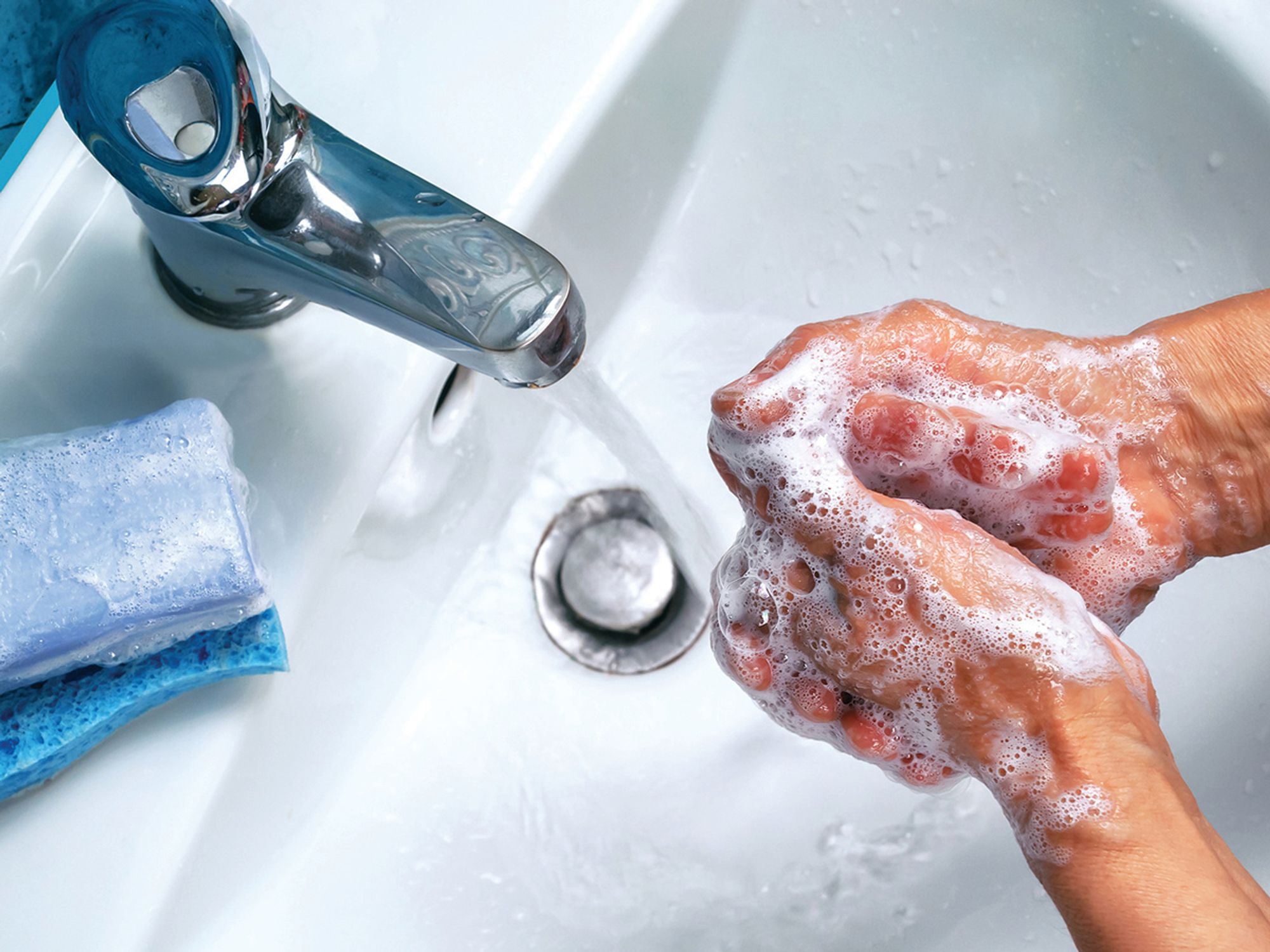 How do I address an employee’s personal hygiene issue?