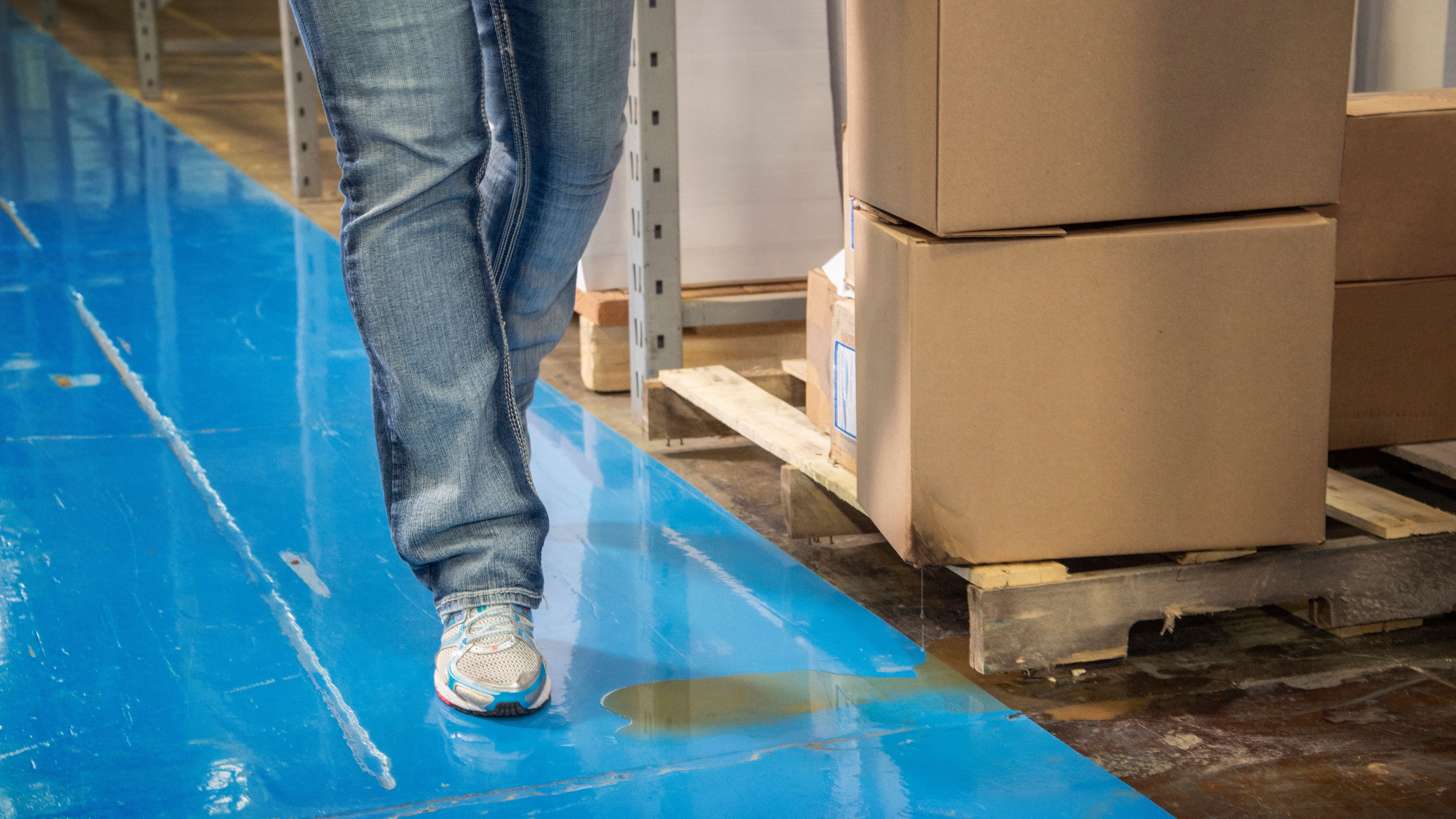 Oil spills and leak requirements J. J. Keller® Compliance Network