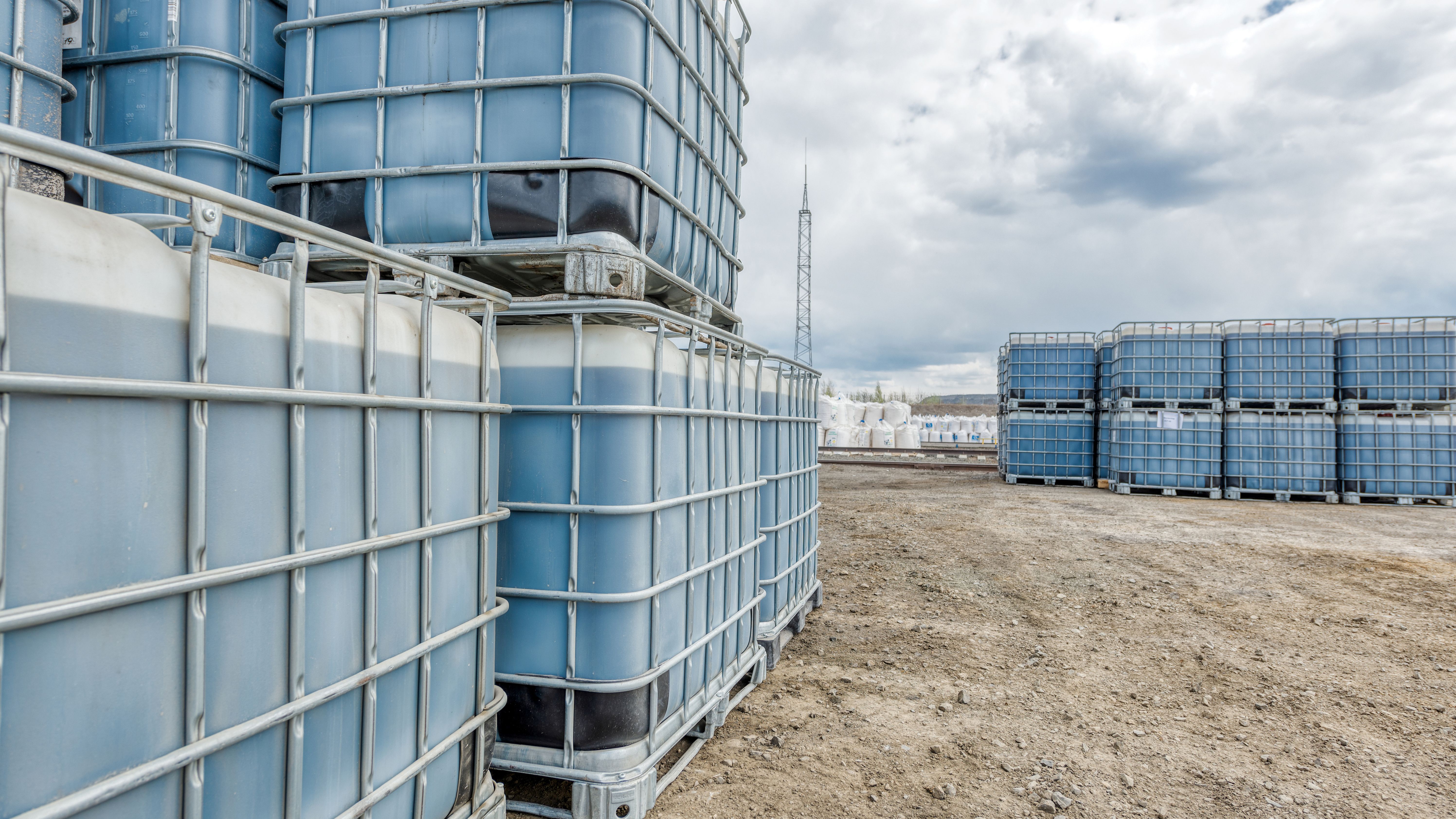 Requirements for secondary containment J. J. Keller® Compliance Network