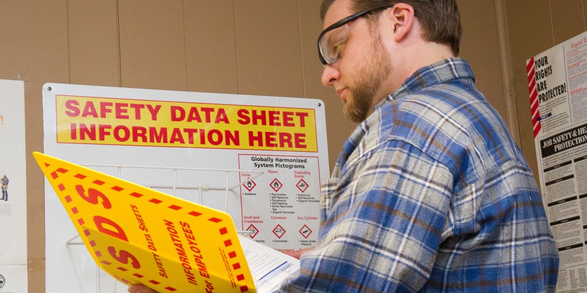 A closer look at violations Safety data sheets J. J. Keller