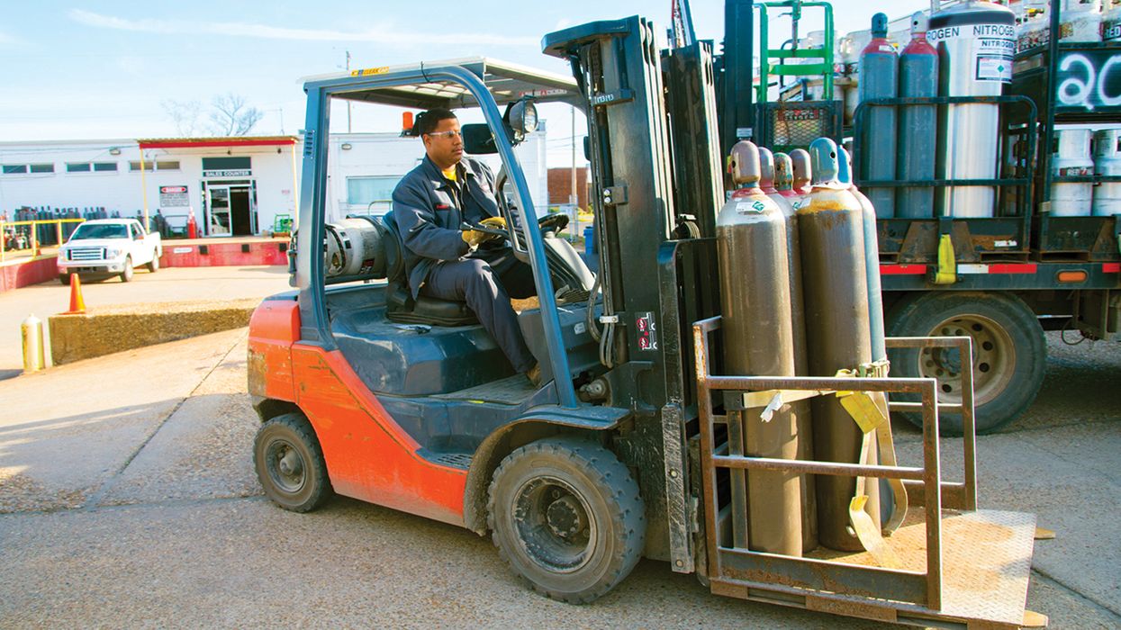 Improperly repaired forklift rolls forward and kills worker