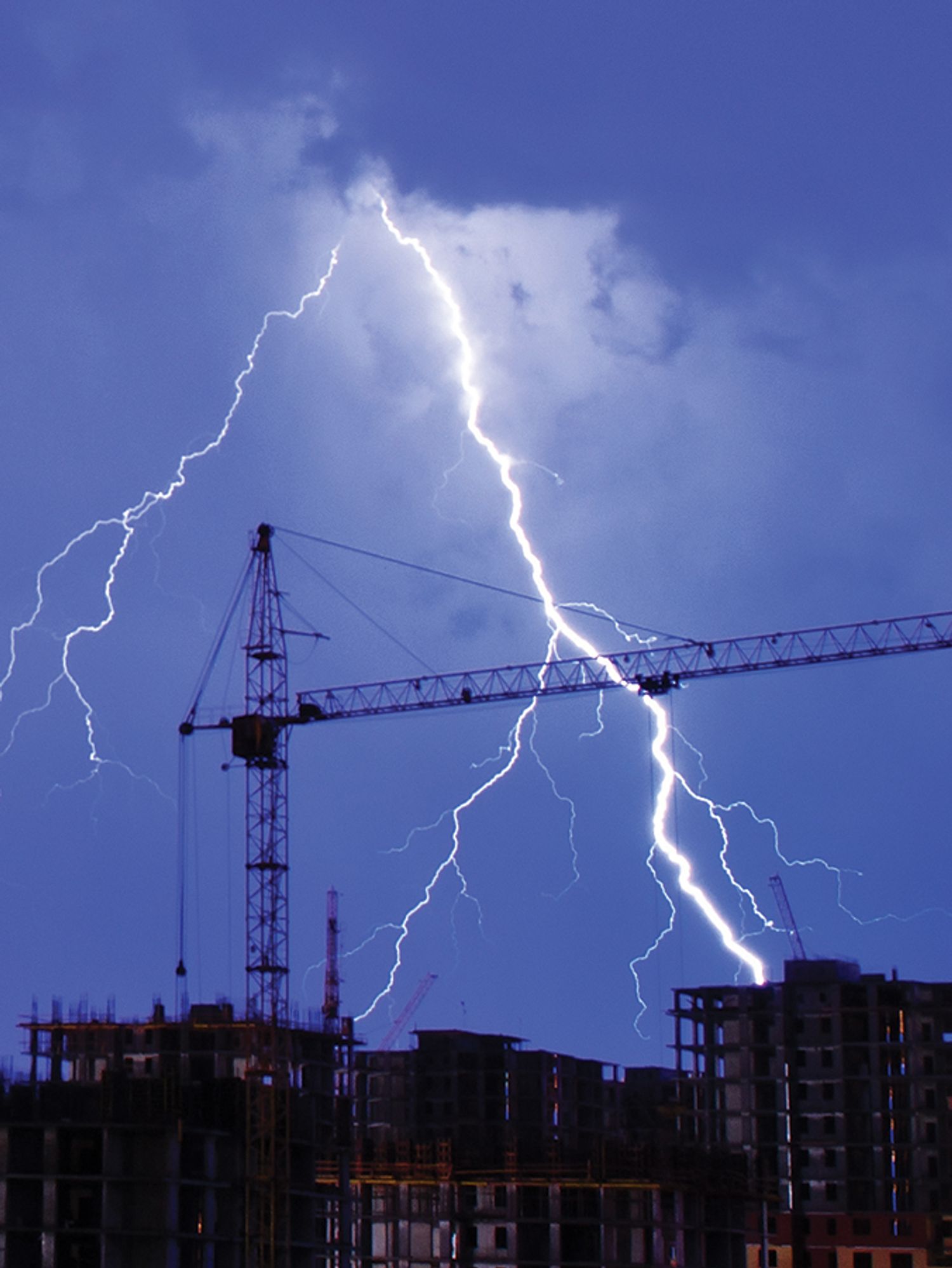 Protecting your workers from lightning strikes