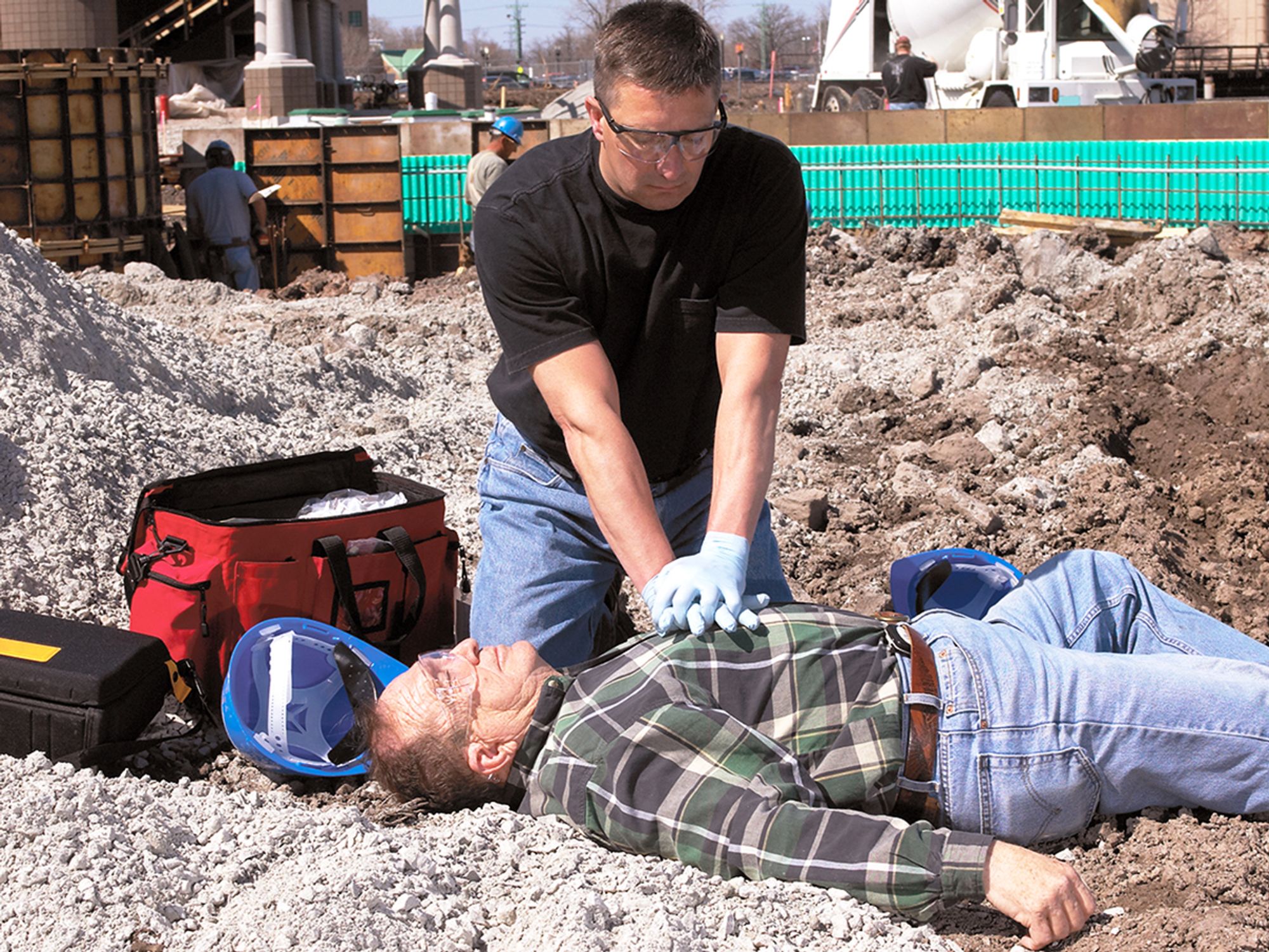 First aid and medical requirements (Construction)