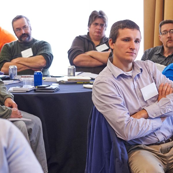 Bud tenders have rights, judge rules in union case