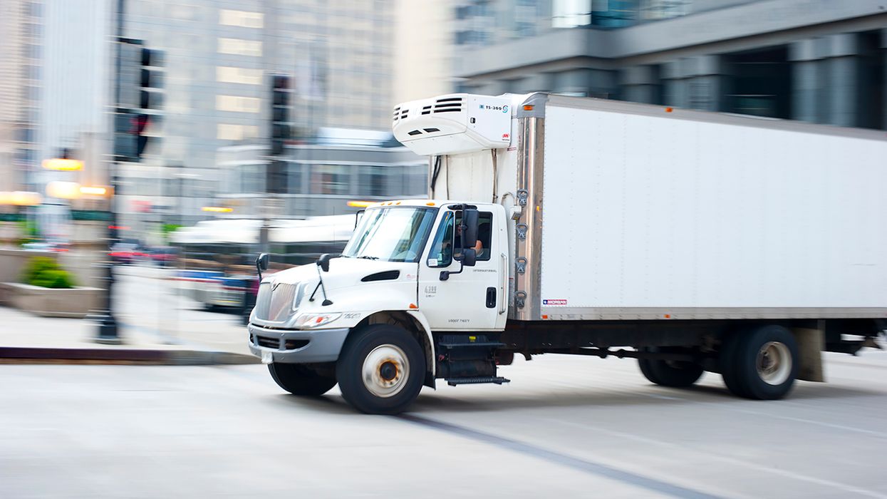 Two options to reduce emissions and fuel use with electrified trailers!