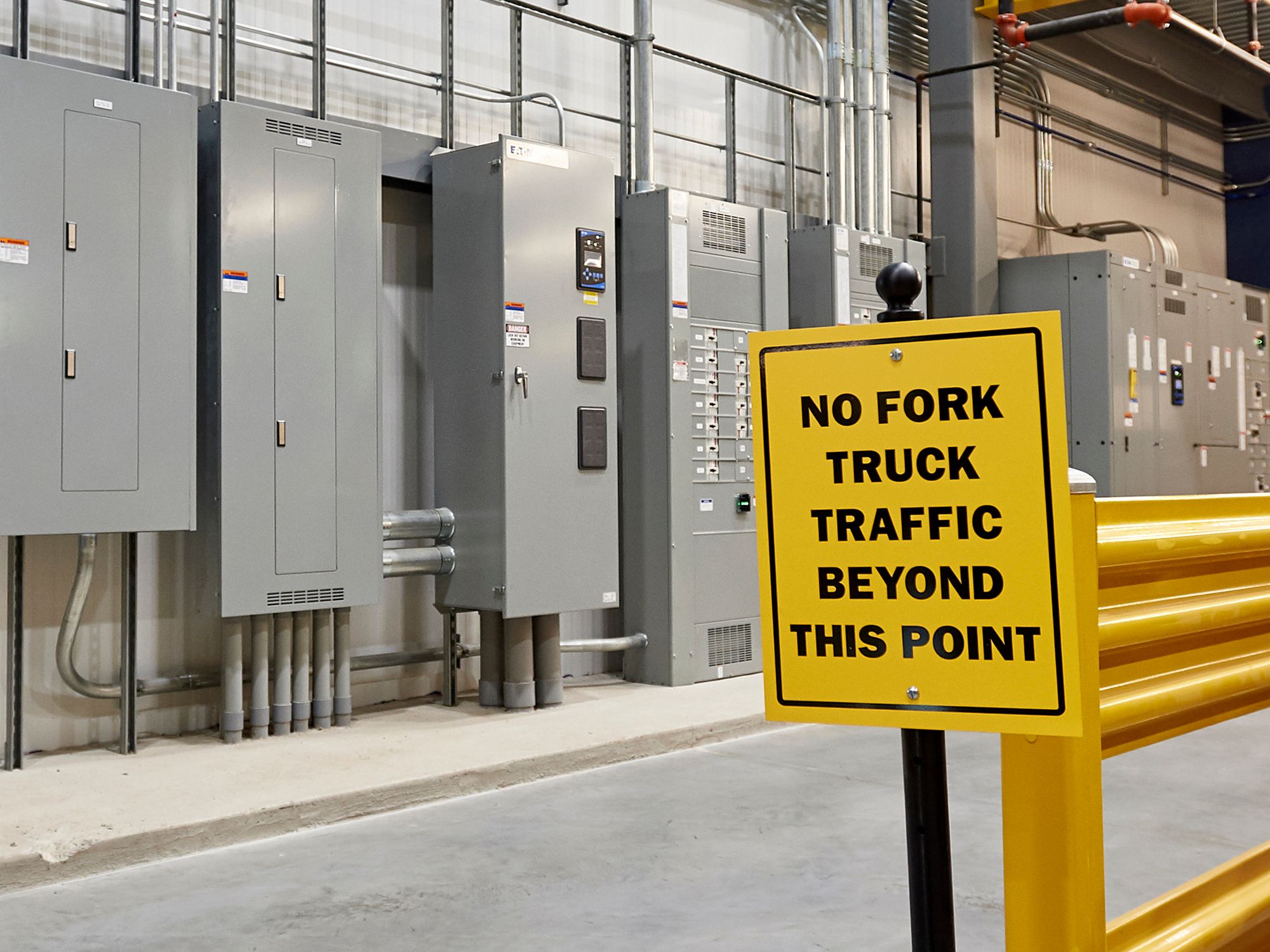 Spacing and grounding requirements for electrical equipment