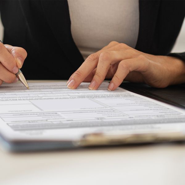 Form I-9 updated with minor changes