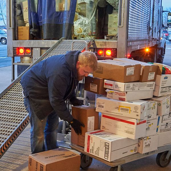 Ewww, what’s that smell? 4 steps to protecting perishable foods in transit