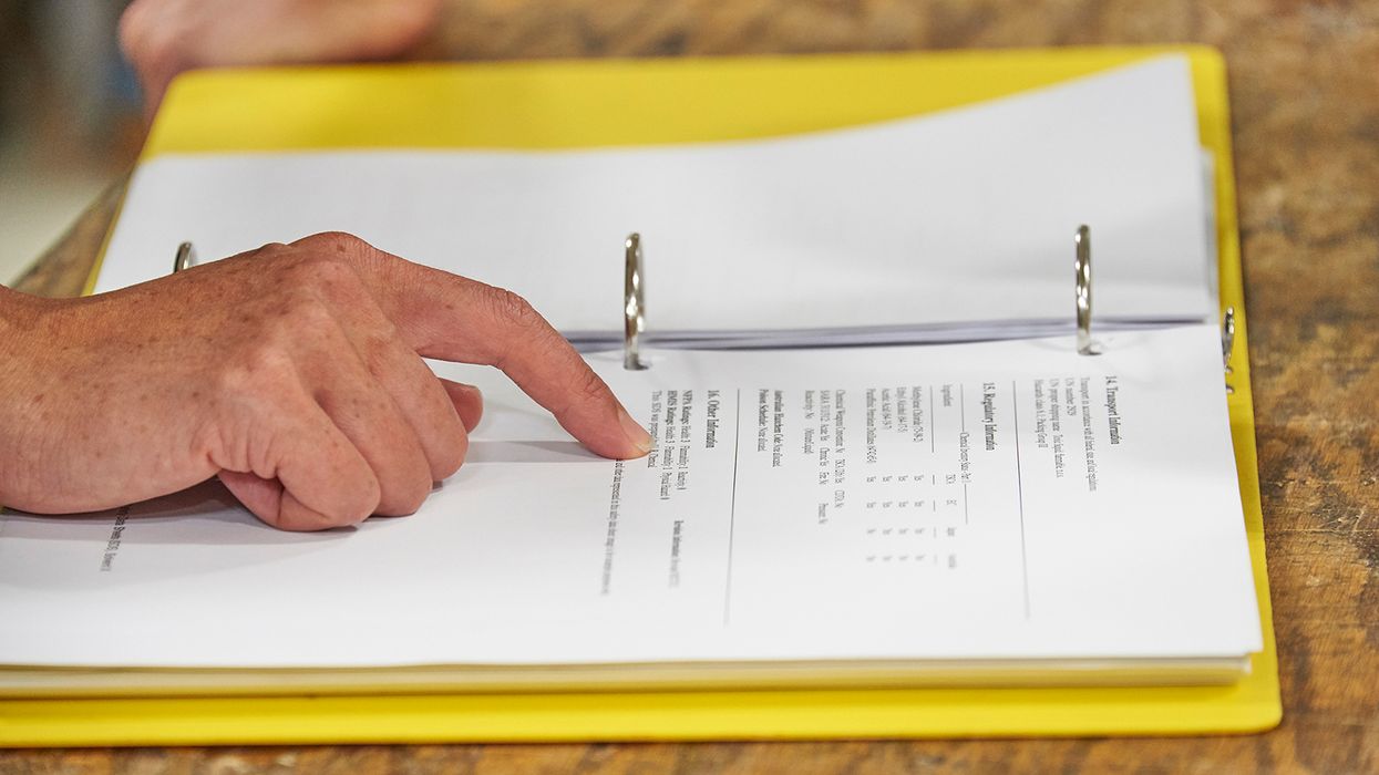 Classifying and authoring: Basics of HazCom SDS creation