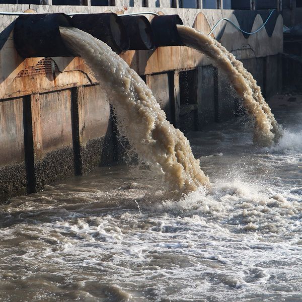 EPA extends wastewater compliance deadlines for coal-fired steam power plants