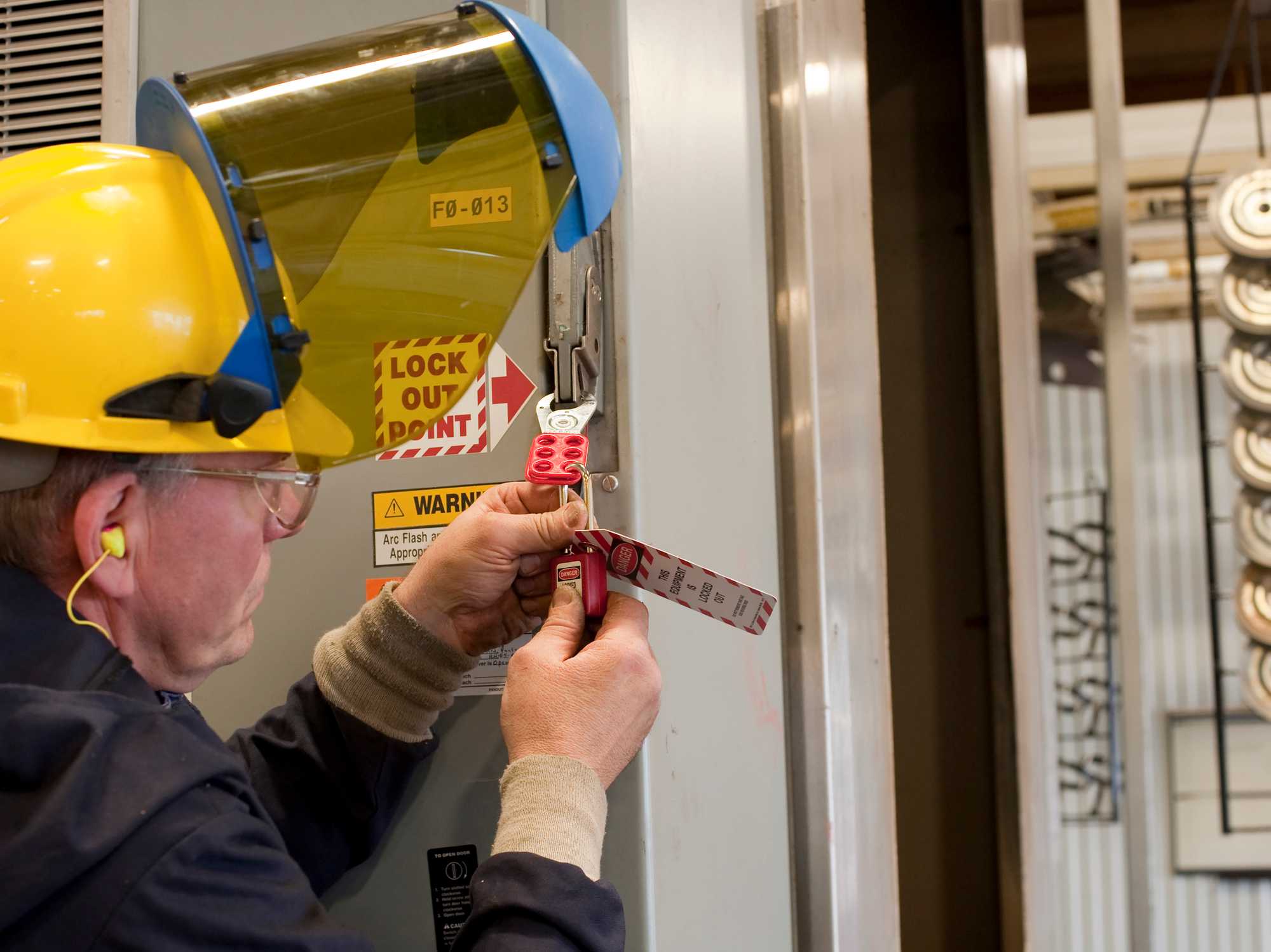 Electrical standard and lockout/tagout | J. J. Keller® Compliance Network