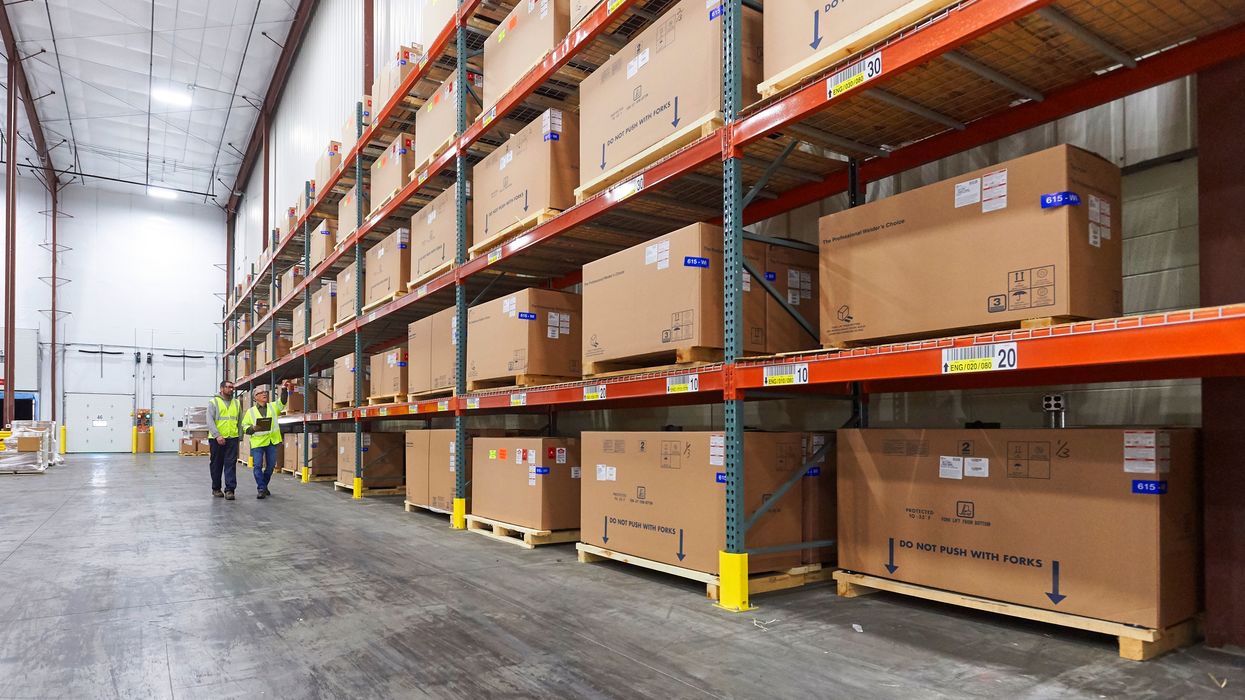 Does OSHA require posting load limits for storage and working areas?