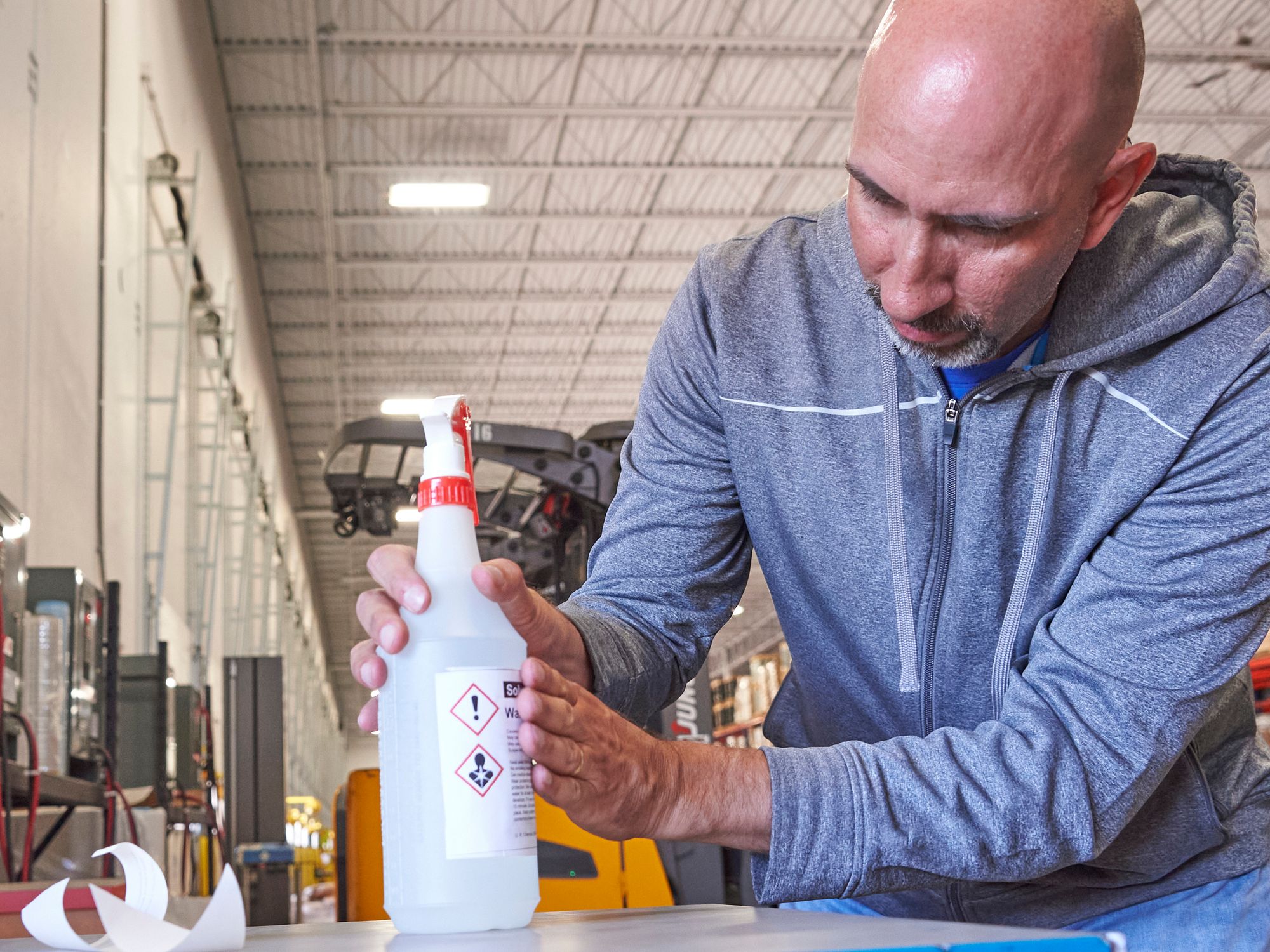 Relabeling containers