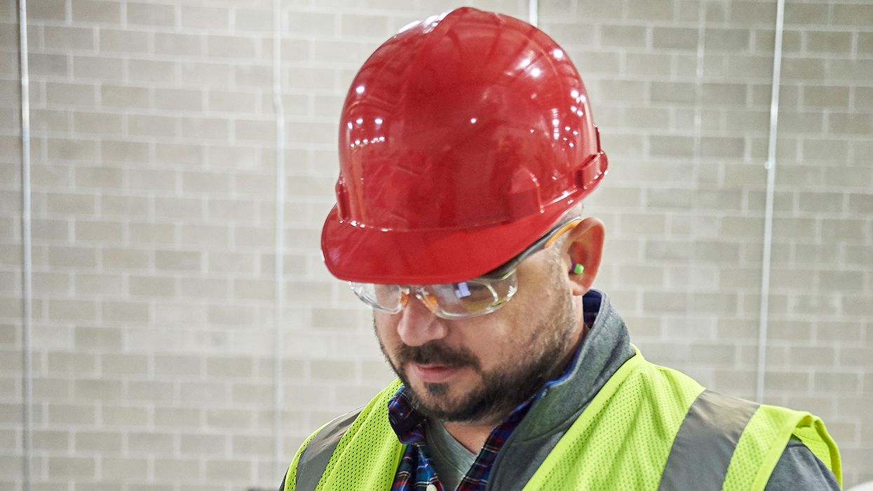 Does OSHA suddenly require “helmets” now instead of hard hats?
