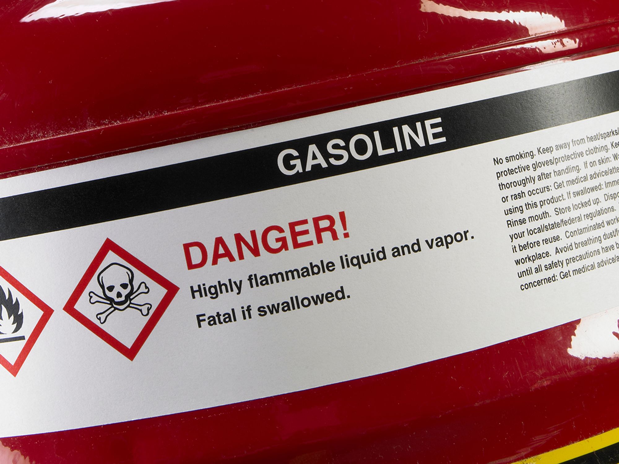 Safety label regulations and standards