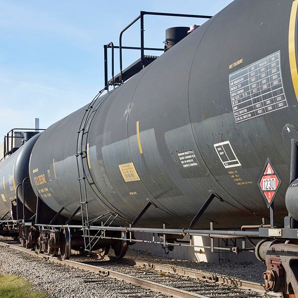 Melting Manway Covers on Tank Cars Trigger Safety Advisory