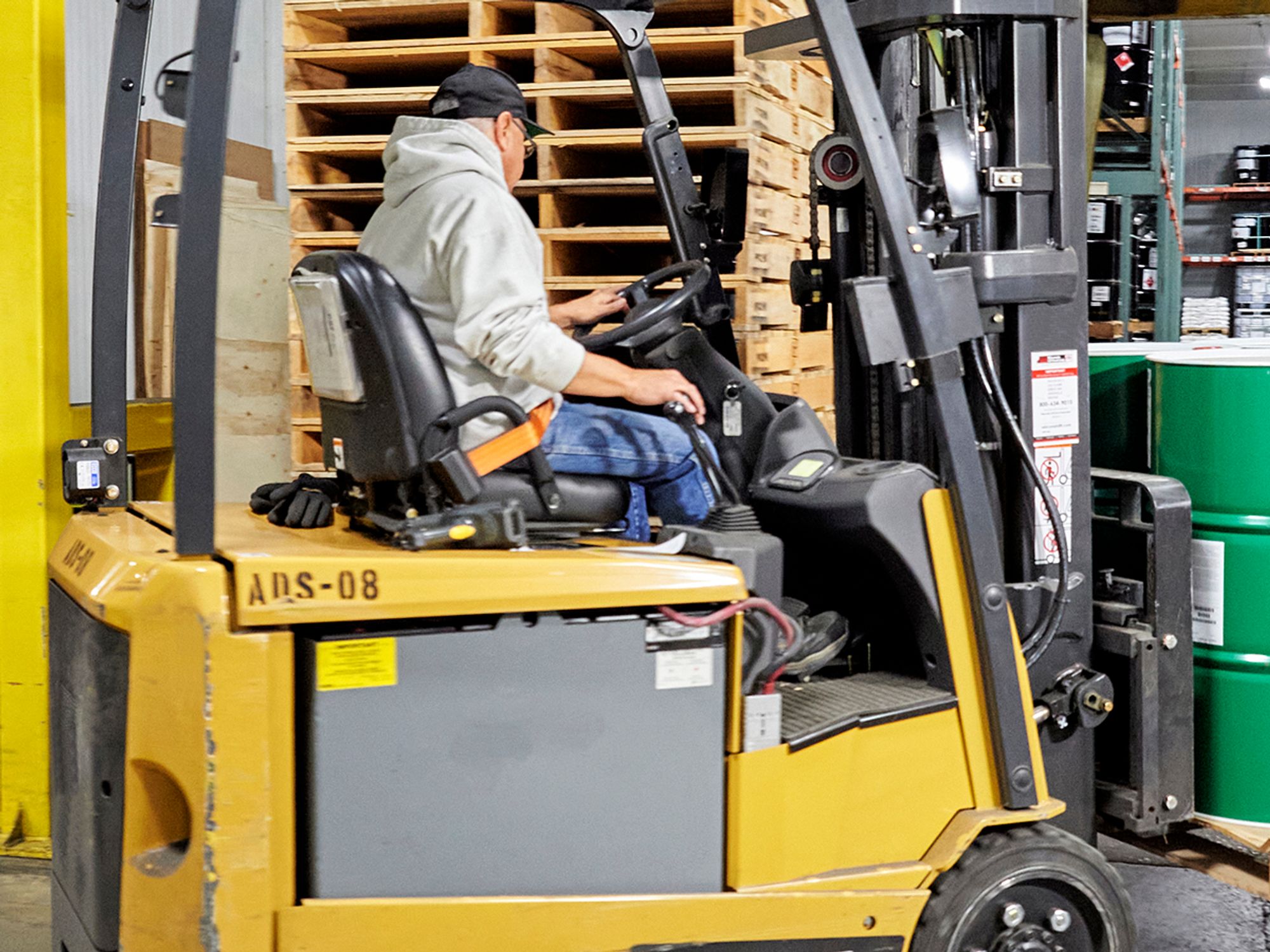 Combustible liquids in non-bulk packaging