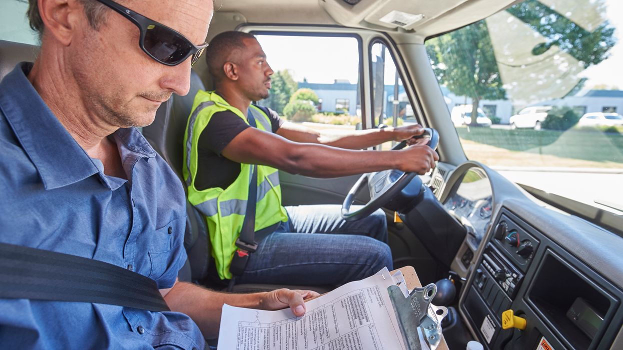 ArriveCAN app required for cross-border truckers entering Canada