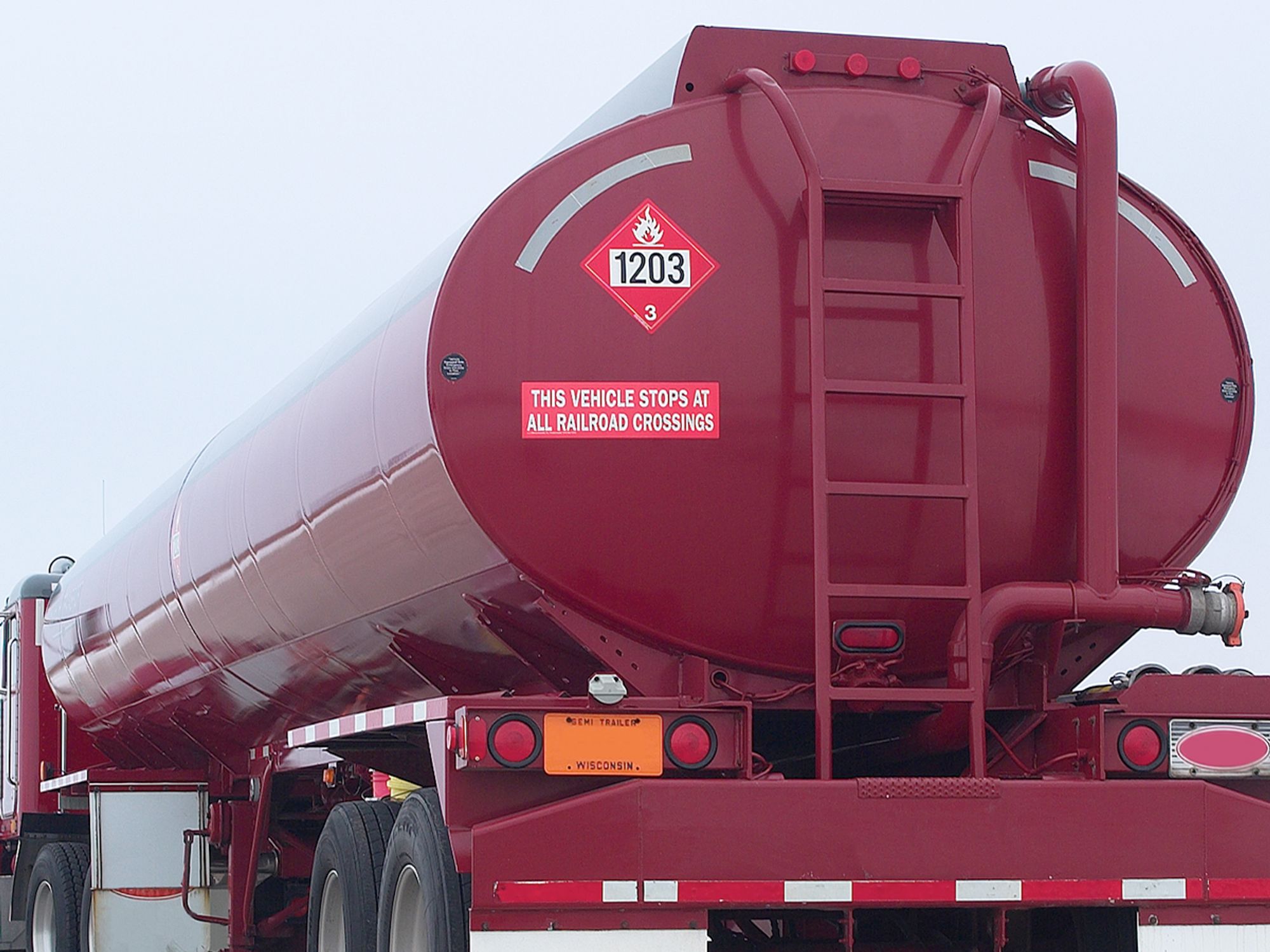 Markings for sour crude oil