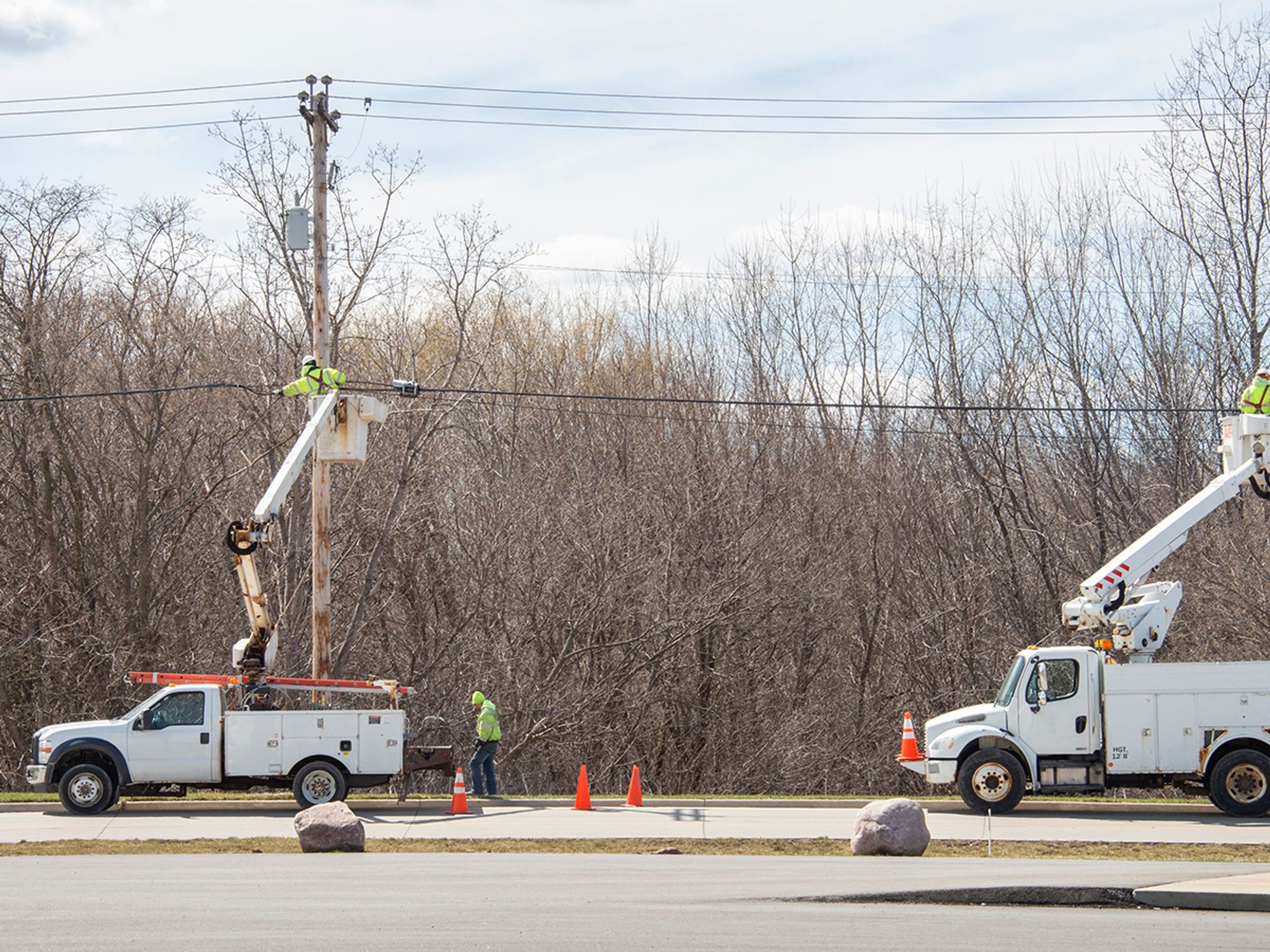 Utility service vehicle HOS exemption