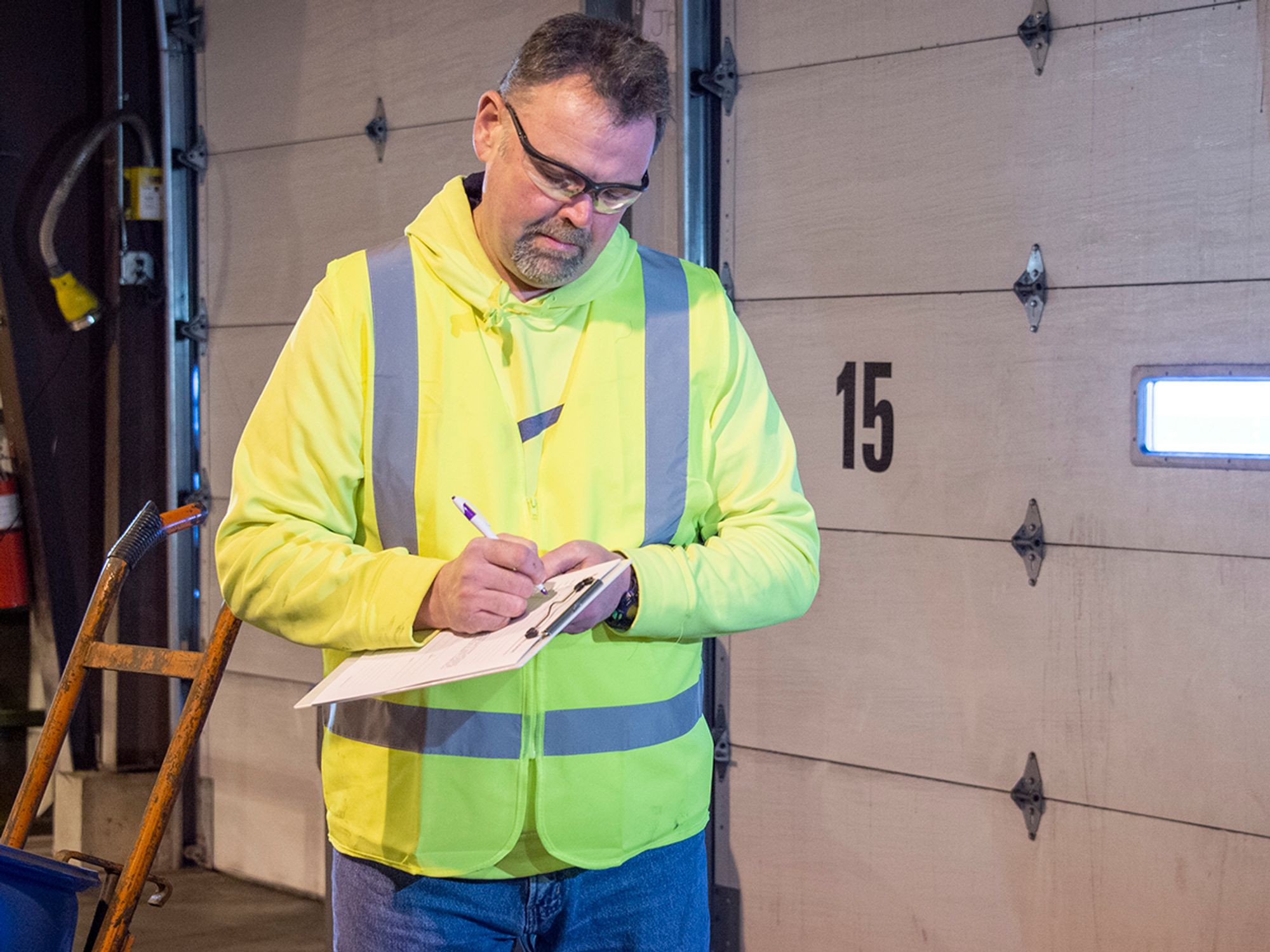 When are hazmat shipping papers required?