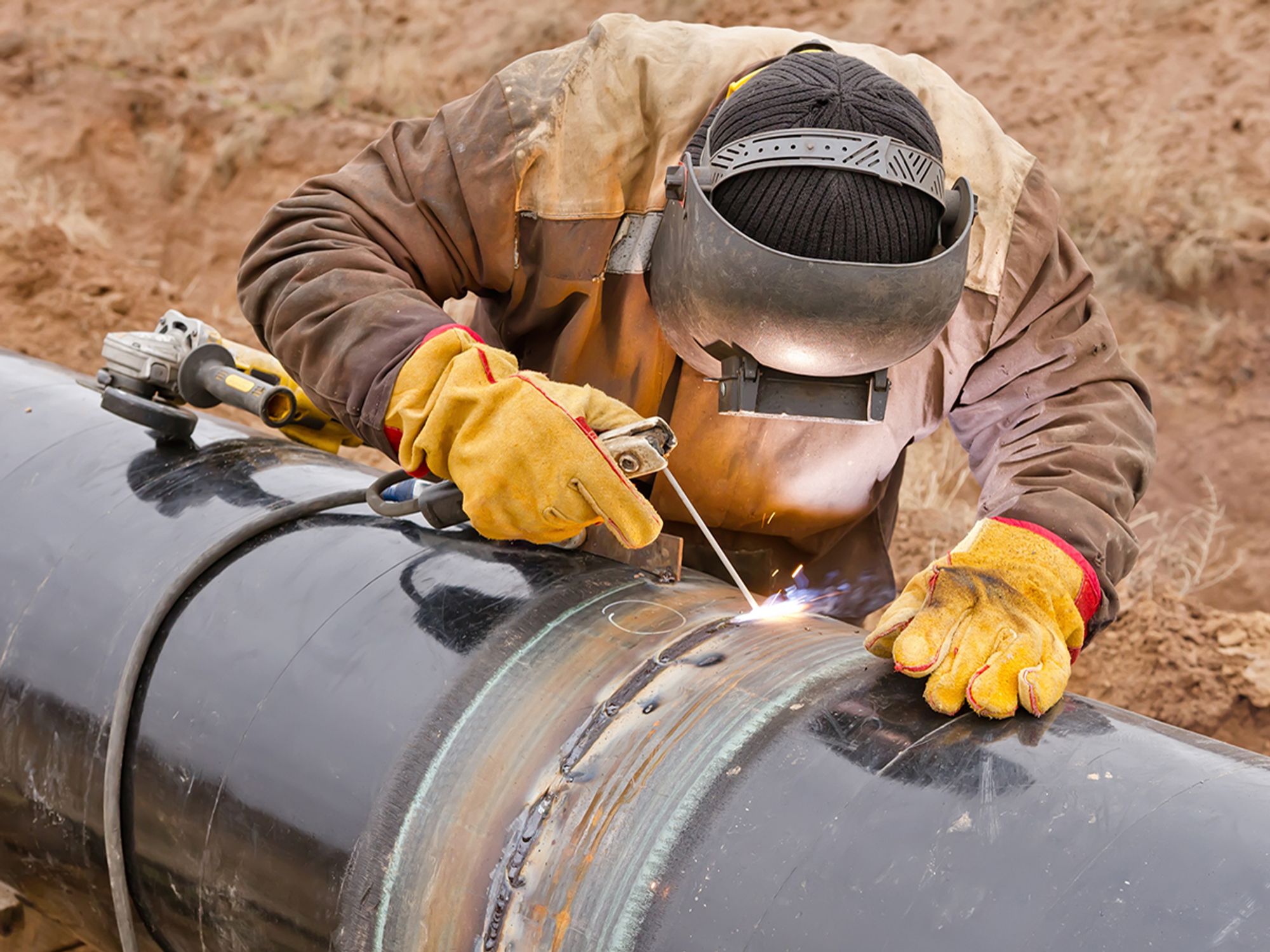 Pipeline welding trucks HOS exemption
