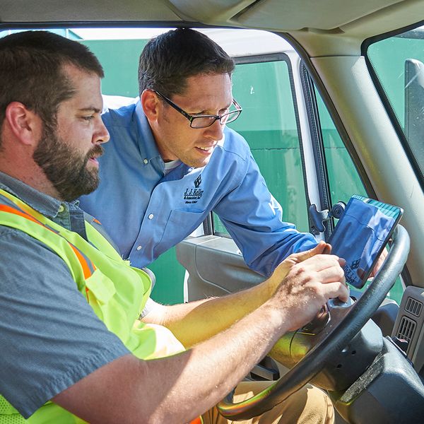 4 Tips for successful fuel tax and vehicle registration records