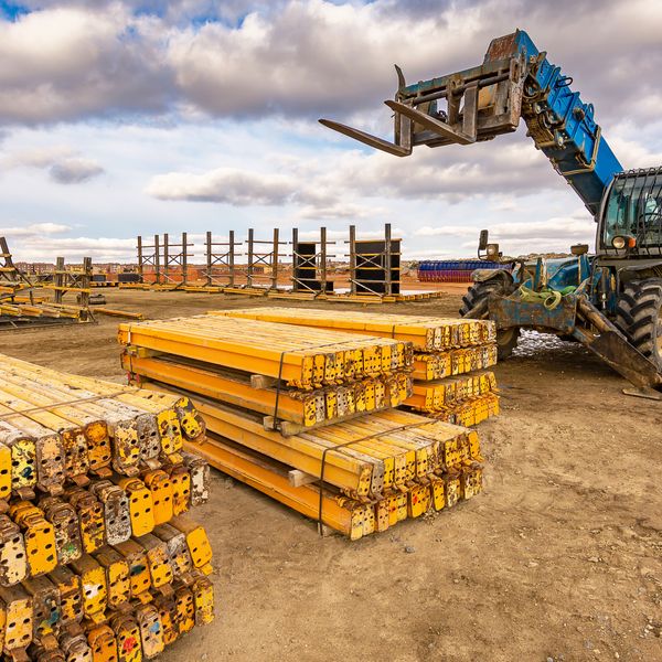 Ten rules for safe forklift travel on the jobsite