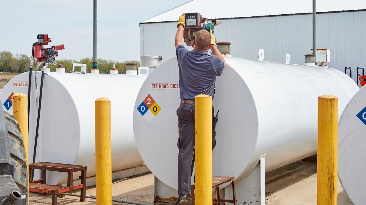 Wildfire guide geared for oil storage tank operators