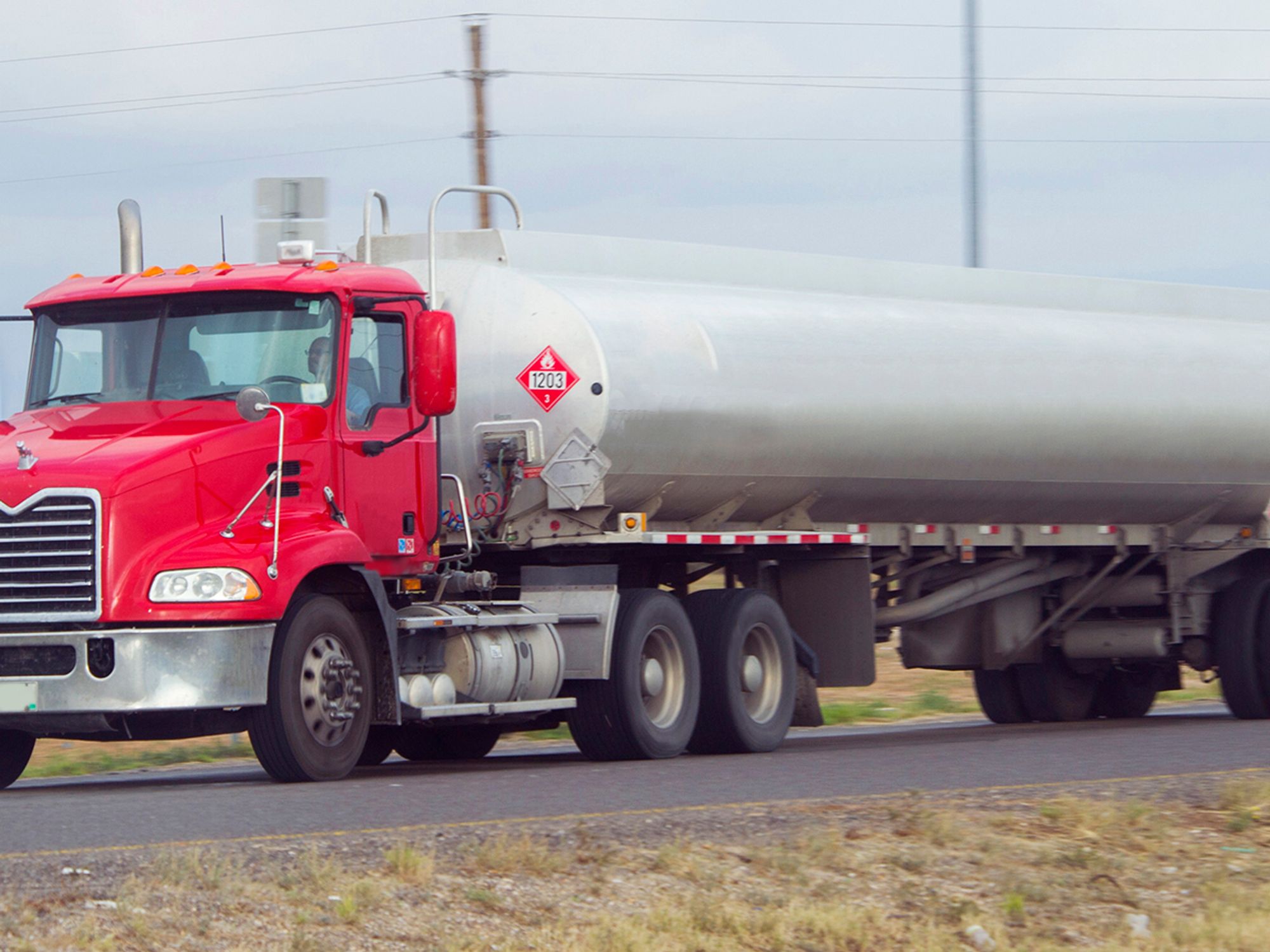 Means of containment for dangerous goods