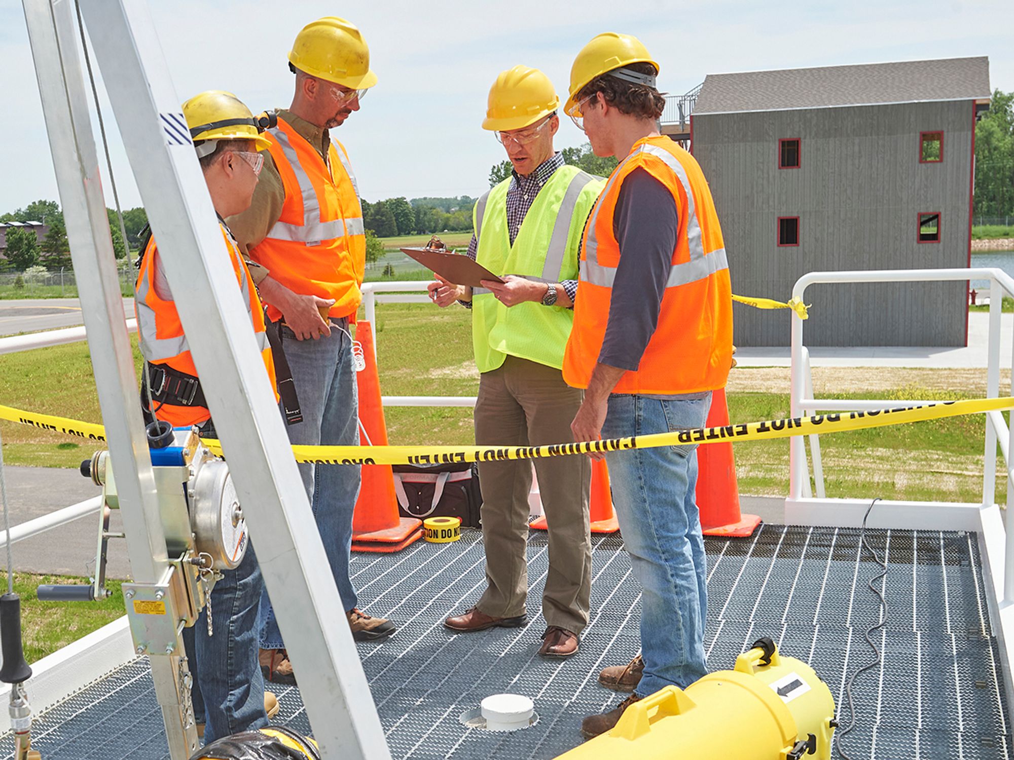 Authorized entrant duties