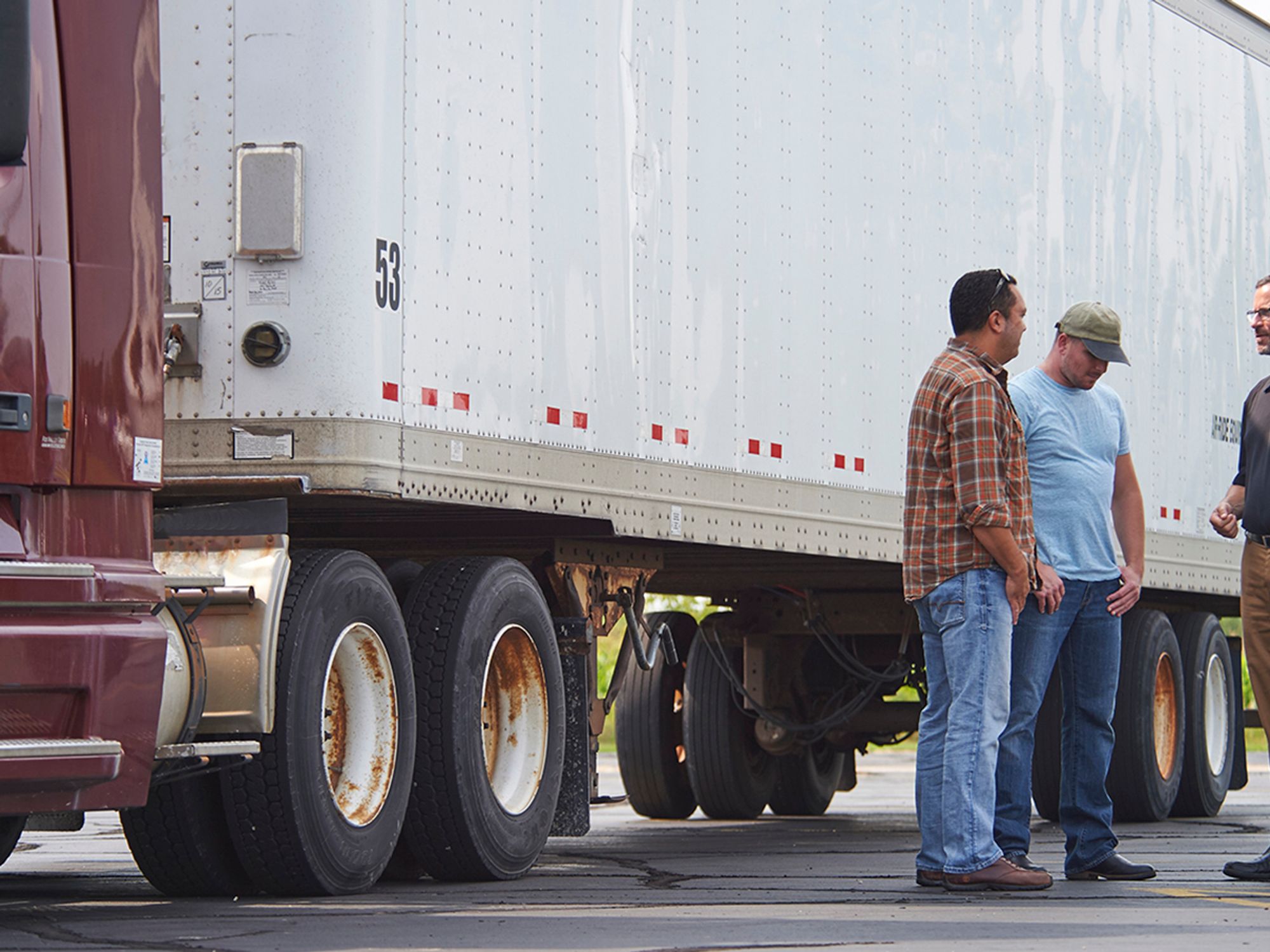 What are red flags during driver interviews?