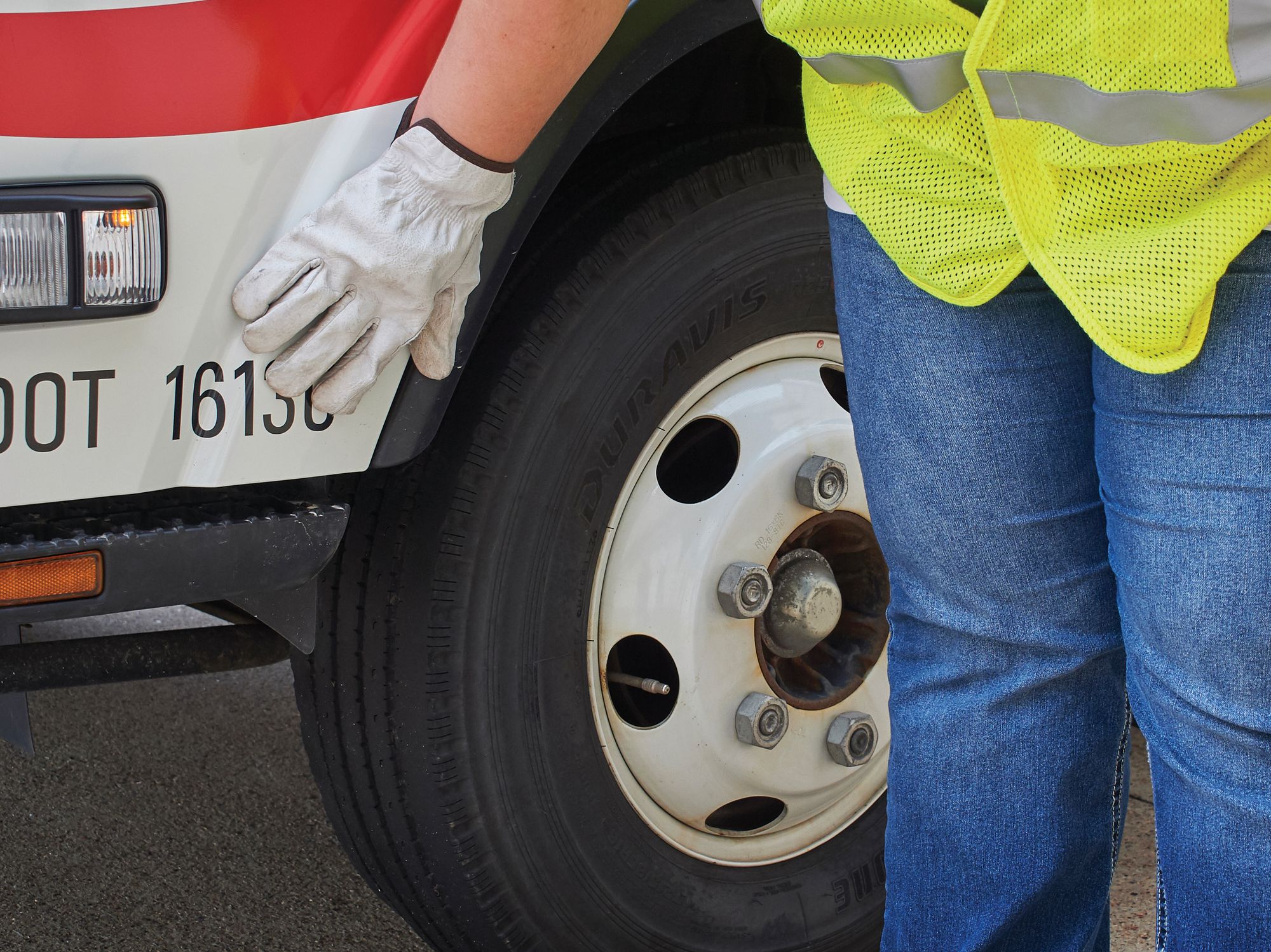 Can carriers have more than one USDOT number and how should their vehicles be marked?