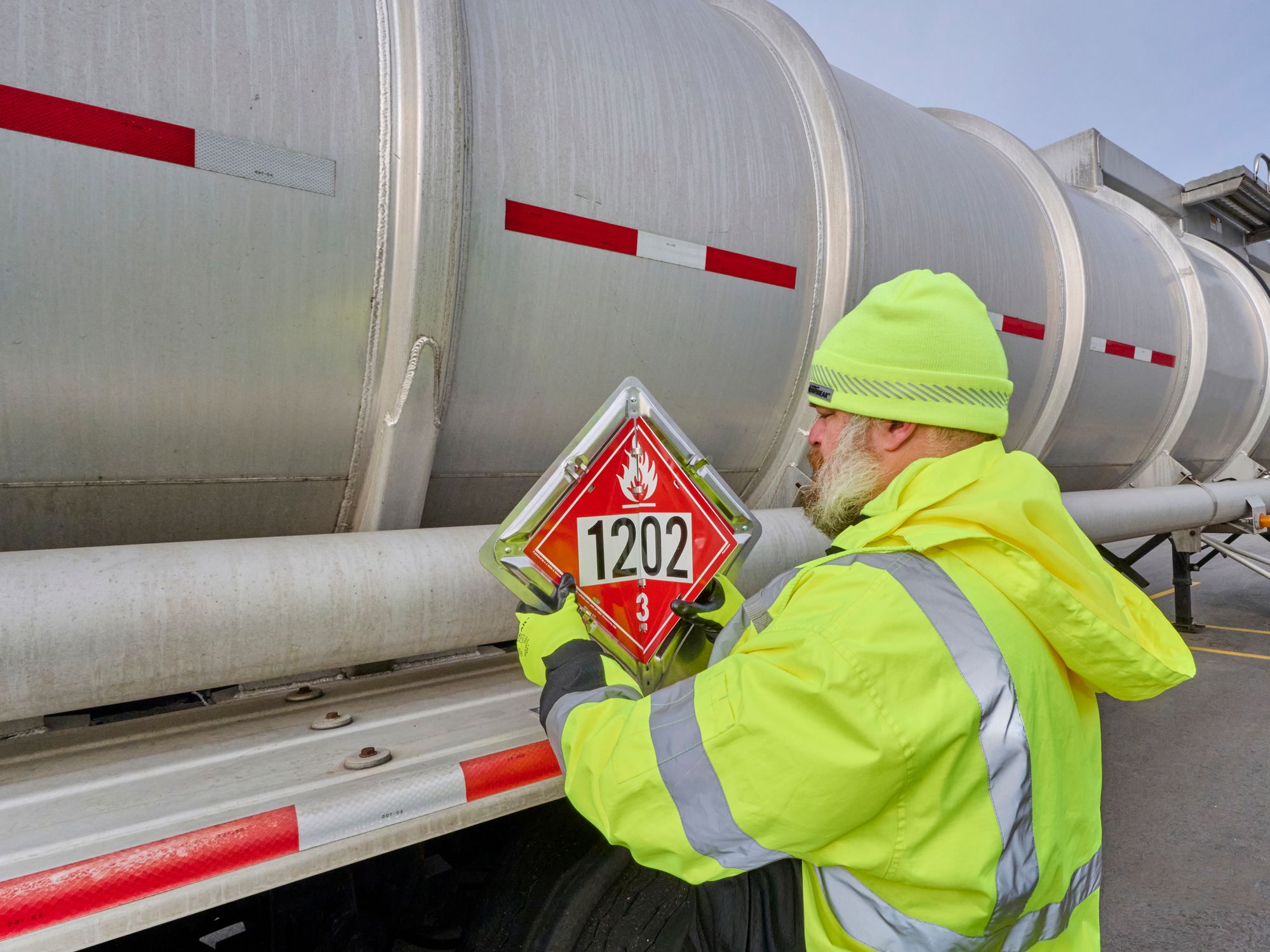 Waste shipping requirements for hazardous waste generators
