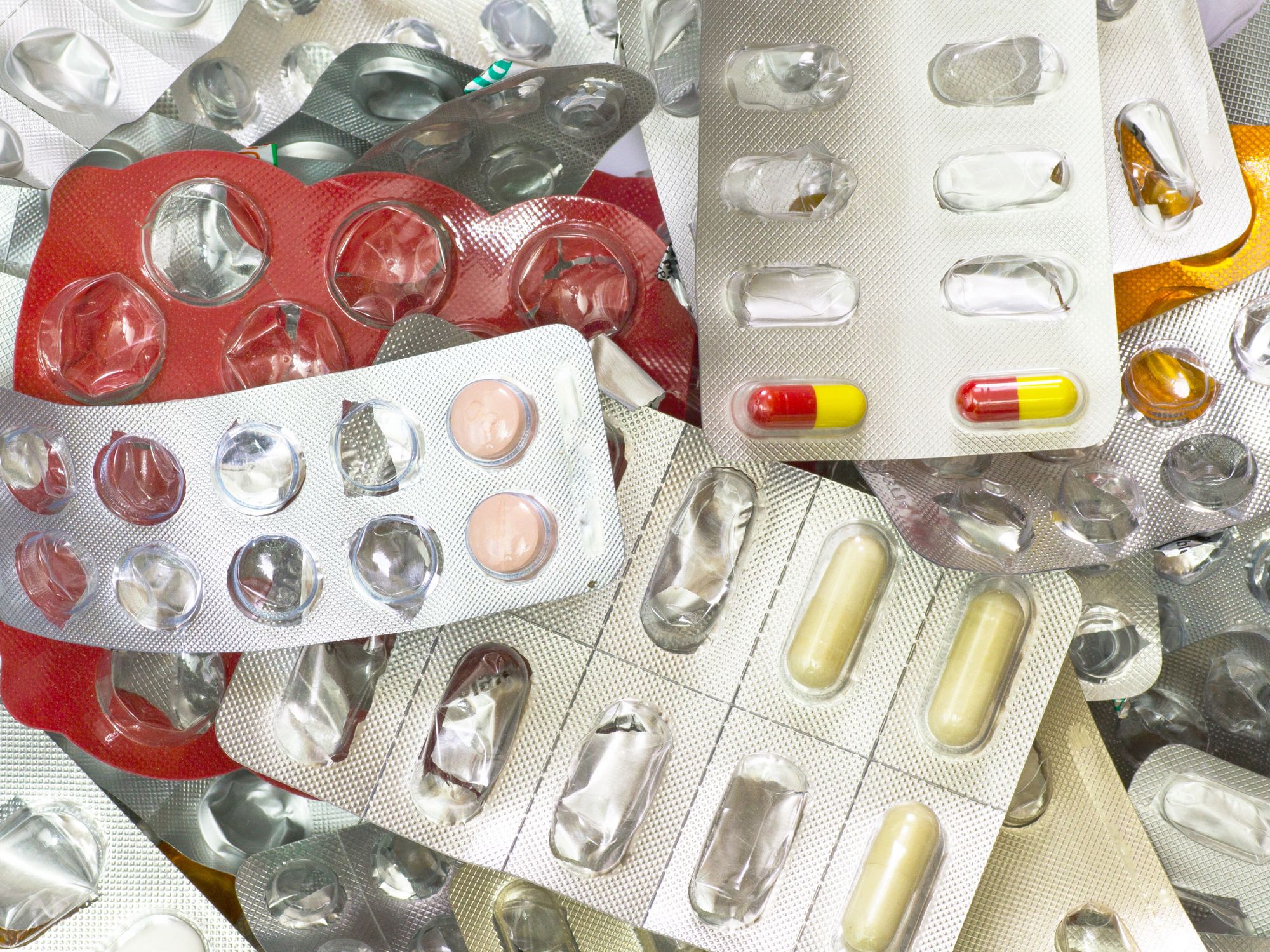 Reverse distributors and training, accumulation, and labeling