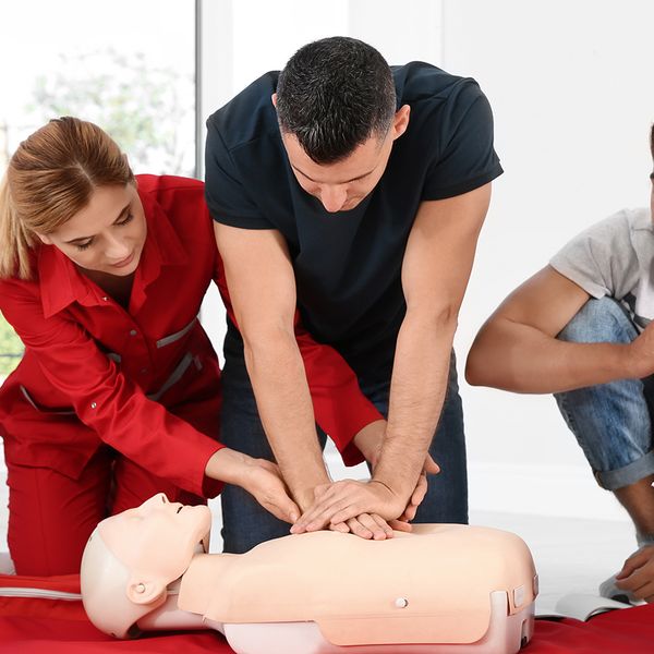 Performing online first aid and CPR training isn’t enough