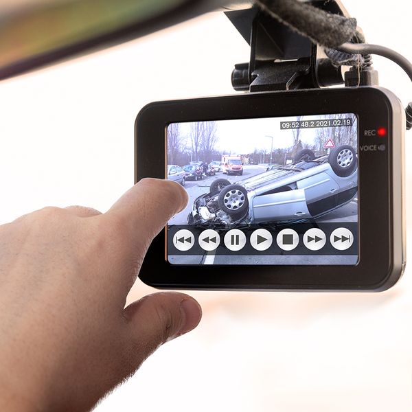 3 reasons to consider backup cameras