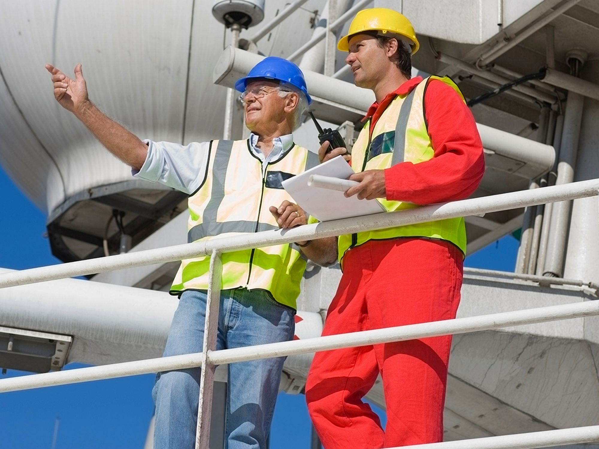 Mitigate the dangers of unprotected sides and edges
