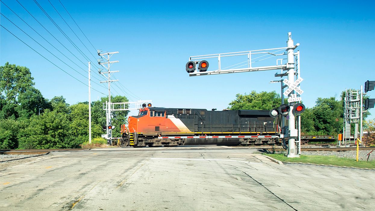 Avoiding Incidents at Railroad Crossings