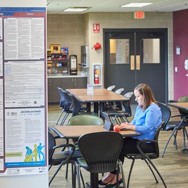 9 things to know about the new mandatory EEOC ’Know Your Rights’ poster