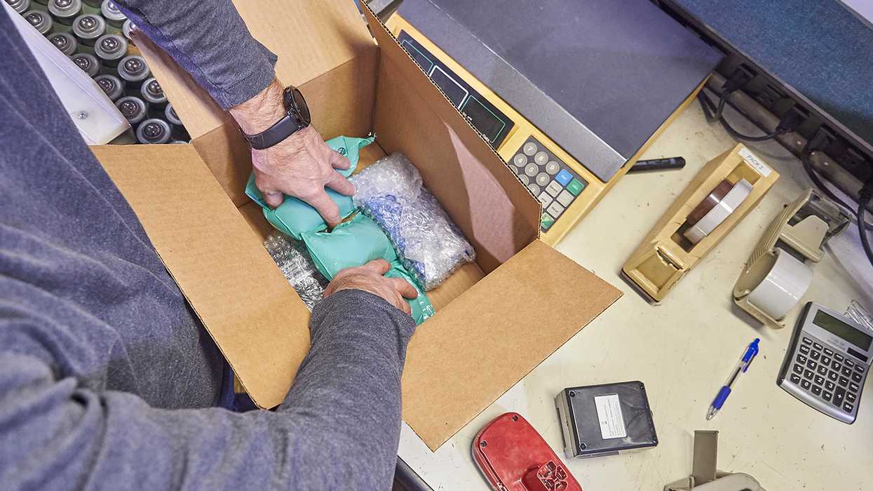 What’s required on a lithium battery test summary?