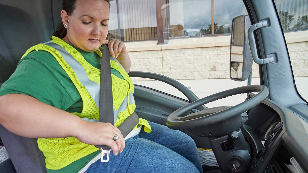 Why are there so few women truckers? ATRI study identifies top barriers