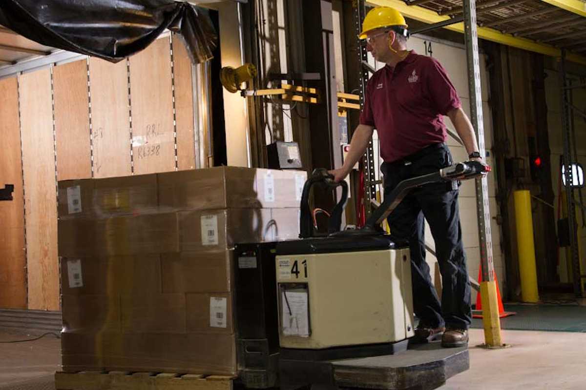 Where are the requirements to enter truck trailers?