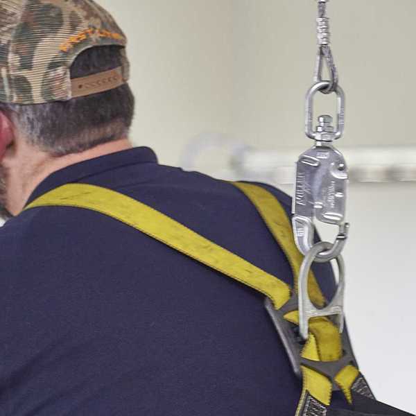 Elevated risks: Protecting Canadian truckers working at heights