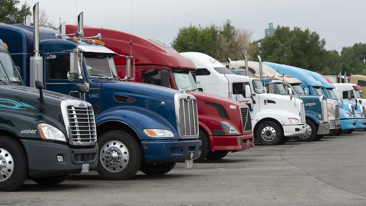 More states consider ban on driverless trucks