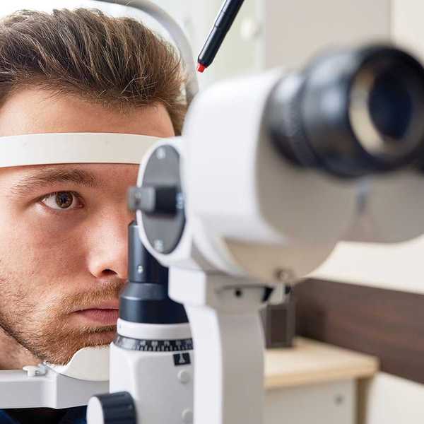 5,000 drivers placed out of service in 2025 for vision compliance violations