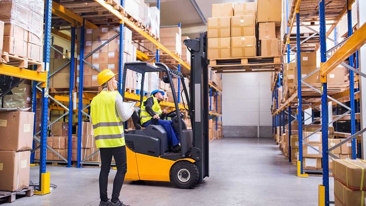These forklift operator violations commonly cause accidents