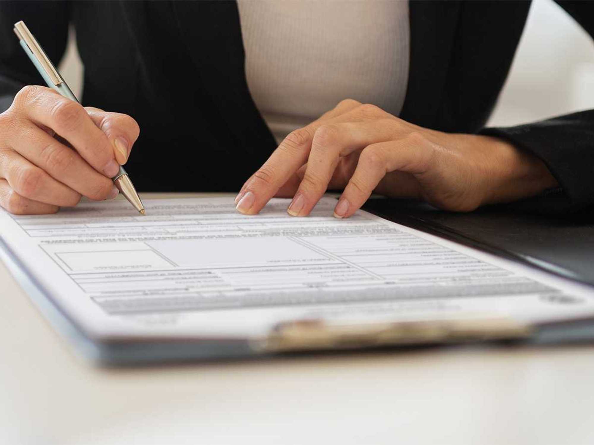 Filling out review and verification (Lists A, B, and C) in Section 2