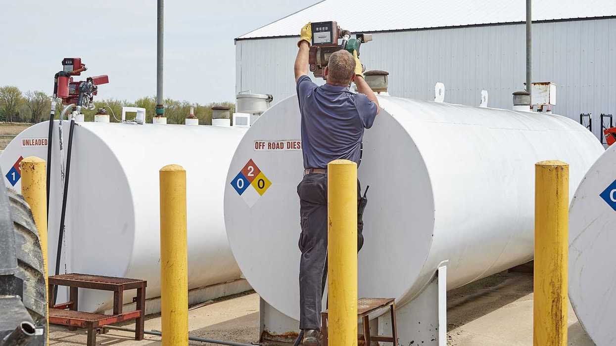 Wildfire guide geared for oil storage tank operators
