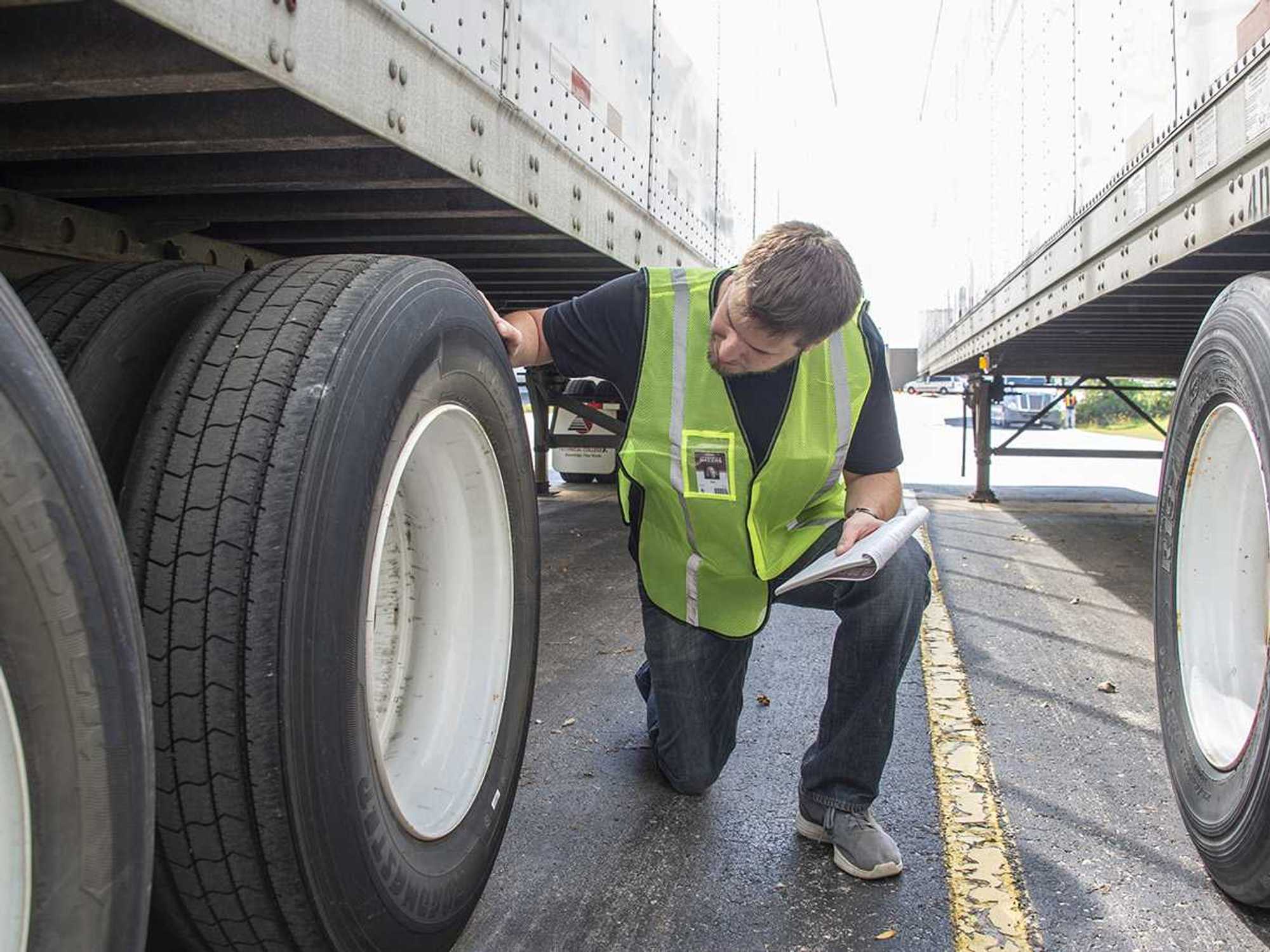 Driver training: Tires